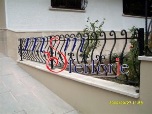 024 FERFORJE BAHÇE KORKULUKLARI