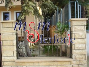 030 FERFORJE BAHÇE KORKULUKLARI