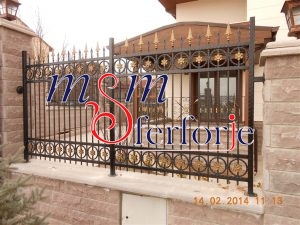 041 FERFORJE BAHÇE KORKULUKLARI