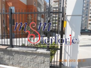043 FERFORJE BAHÇE KORKULUKLARI
