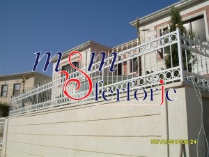 084 FERFORJE BAHÇE KORKULUKLARI