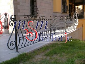 103 FERFORJE BALKON KORKULUK
