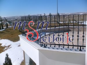 102 FERFORJE BALKON KORKULUK