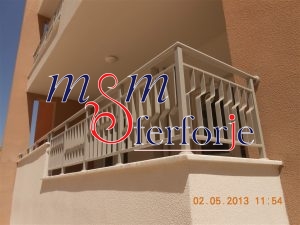 095 FERFORJE BALKON KORKULUK