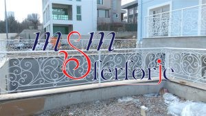 124 FERFORJE BAHÇE KORKULUKLARI