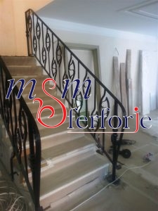 145 FERFORJE MERDİVEN KORKULUĞU