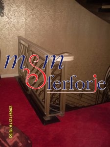 122 FERFORJE MERDİVEN KORKULUĞU