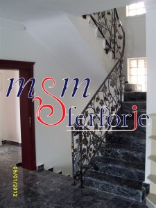 127 FERFORJE MERDİVEN KORKULUĞU
