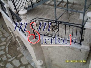 147 FERFORJE BALKON KORKULUK